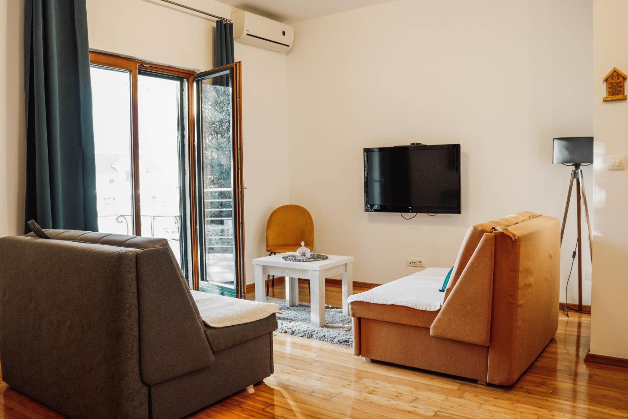Apartman Mia Рисан Экстерьер фото